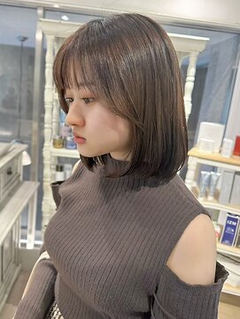クレビア 名古屋(CreBiA) 毛先ワンカールミディアムボブ/ブラウン