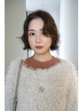 シアター(CIARTOR) ニュアンスカールボブ/マロンベージュ