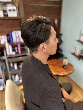 マンティラ(Mantilla) メンズカット 大人ツーブロック
