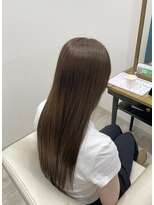 レガリタ(Regarita) 透明感たっぷり♪明るめオリーブベージュ