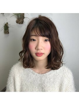 髪切処ICHI(カミキリドコロイチ) 鎖骨レングスミディアムヘアー