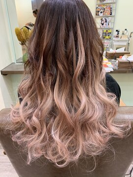 ウエスト オーランド(WEST O LAND) ピンクベージュのグラデーション