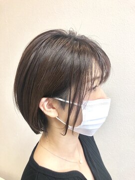 ナーナ(na_na) 優しいシルエット！ショートスタイル！