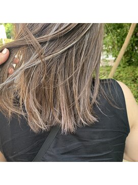 ノラ シブヤ(NORA) ハイライト、イヤリングカラー、デザインカラー 【木原】