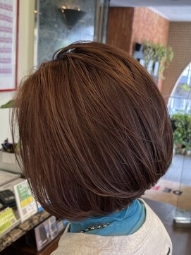 ピークスヘア(peaks hair) ショートボブ 暖色ボブ やんわりボブ ボブスタイル