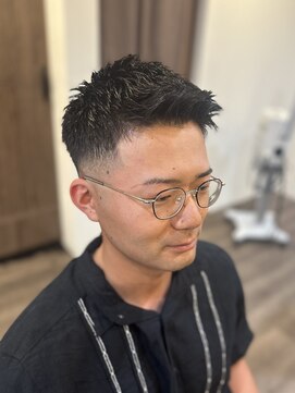 ジェイソン(JASON) 【フェードスタイル】　ベリーショートへアツンツンアップバング