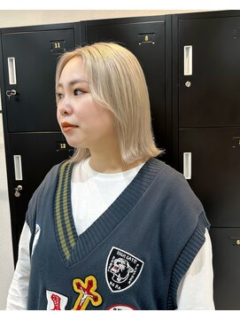 ニュート(Neut ) ブロンドベージュカラーホワイトベージュカラーハイトーンカラー