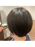 ショートボブ