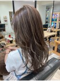 大人ハイライトカラー×ゆるふわウェーブ