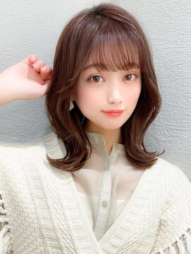 ラルユー 金山(LallYou) 後れ毛が可愛い顔周りレイヤー/ナチュラルアッシュ/顔周り