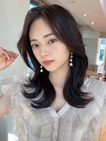 ラルユー 金山(LallYou)&nbsp;暗髪も出せるこなれ感！フェイスレイヤー×ナチュラルセミロング