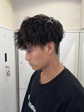 メンズサロンスタイル 茅ヶ崎(Men's salon STYLE) 【ヒラヤマハルキ】緩めの縦落ちスパイラルパーマ
