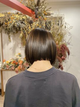 ボブ/切りっぱなしボブ/デザインカラー/髪質改善/髪質改善カラー