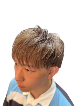 サロンドシロ(salon.de.SHILO) 【麻布十番・六本木】メンズカット/ハイトーン/アッシュベージュ