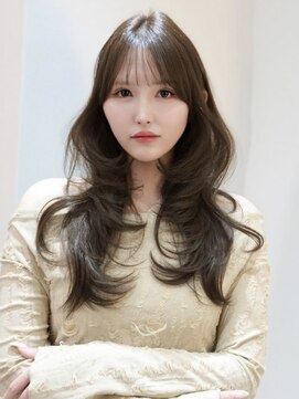 エレリー 名駅(EleRe) ハッシュカット/レイヤーカット/オリーブベージュ/名古屋/名駅