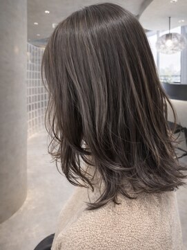 ムクコア(Muk CORE) 大人気♪透明感グレージュハイライトカラー（白髪ぼかし◎）