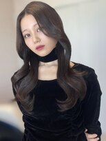 アナ ラーナ(Anna Lanna)&nbsp;レイヤーカット　グレージュ【野呂朱里】