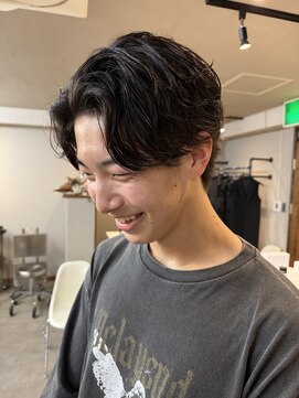 ジャンクス 千葉(junks) クセを伸ばしつつのフェザーパーマ/juri