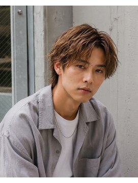 メンズバグズ(MEN's Baguz) 韓国ニュアンスパーマ×センターパートミディアムヘア