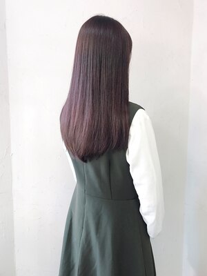 【COREMEトリートメント導入】日本の女性の髪質研究から生まれたTrで、髪本来の柔らかさが体感できる◎