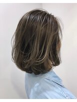 ステアケース 武蔵小杉店(stair:case)&nbsp;バレイヤージュ脱白髪染めグレージュボブ20代30代40代