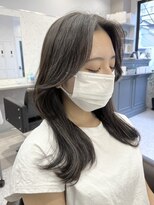 アデプト 北千住店(adept)&nbsp;【adept北千住エリスタイル】韓国風くびれヘア×センターパート