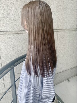 ミラレスカ 栄(MIRA RESCA) 透明感アッシュベージュ