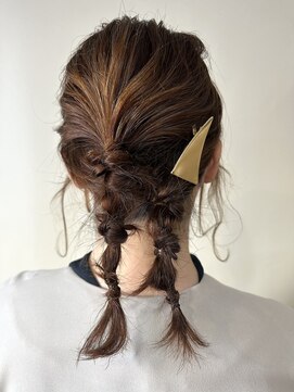 シーン(seen.) ヘアアレンジ