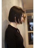 ダークカラーのボブ