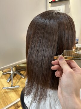 グレージュ(Grege) カラー&R.HAS XE トリートメント水素2倍【髪質改善】