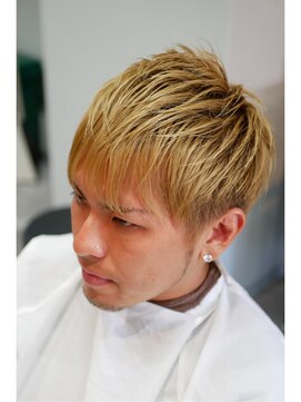 ラヴィーヘアーワークス(LAVIE hair works) 束間ショートスタイル