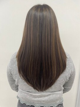 エル 新小岩(elu) 美髪/ワイドバング/レイヤーカット/くすみベージュ/新小岩駅