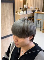 エッジ(EDGE) ハイトーンブリーチマッシュショートレイヤー刈らないスタイル