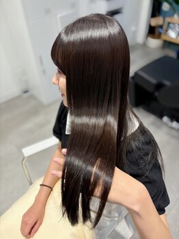 ラクシア(LucxiA)の写真/4種類の選べるトリートメントで気になるハネ・広がり・ごわつきを補修☆指通り滑らかな「美髪」に♪
