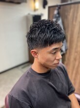 キングマンバーバー(KING MAN BARBER) ローフェード