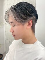 渋谷メンズブリーチカラーミルクティーベージュセンターパート
