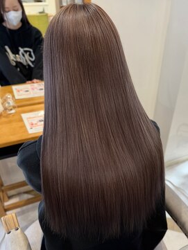 ラビスモア(Lovis moa) 上尾/ダブルカラー/ブリーチ無し/白髪ぼかし/韓国