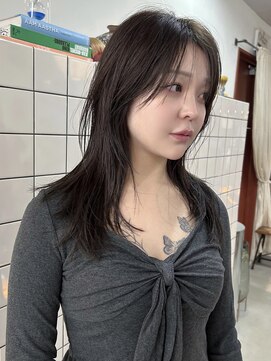 カルテ(QUARTE) レイヤーミディ　オリーブ