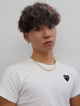 ボンドストーリールミエール(Bond Story lumiere) スペインカールメッシュハイライト