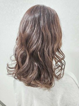 美容室 ハルミ ヘア リゾート 川口店(Harumi Hair Resort) 前髪/アンブレラカラー/こなれミディ/イメチェン/ウェーブパーマ