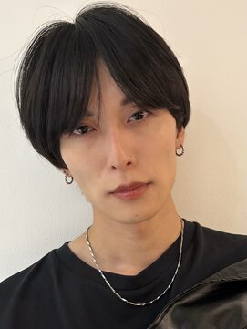 リリット(ReLit) 波巻きツイストスパイラル刈り上げセンターパートフェザーパーマ