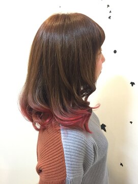 プルクラ ヘアー アート(Plcra hair art) 毛先にピンク