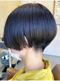 ツヤツヤ溢れるボブスタイル
