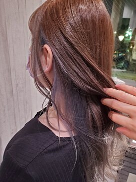 アクシー ヘアーアンドメイク(AXY HAIR&MAKE) シアーグレー/インナーカラー/グラデーション