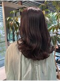 カーキグレージュ×鎖骨くびレイヤー