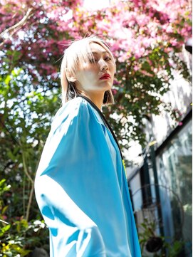 リブロ 三軒茶屋(LIBRO) カジュアル系×金髪マニッシュショート