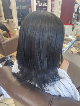 スーペリオル(Superior) ワンカラー/ダークグレージュ