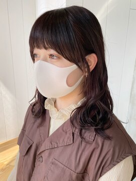 アイティーバイアルバム 下北沢店(IT by ALBUM) 顔まわりカット_斜めバンググレージュカラー_ba418291