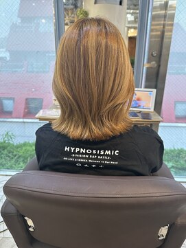 アリスバイアフロート 自由が丘(ALICe by AFLOAT) 大人ウルフ切りっぱなし毛流れレイヤーミディアム