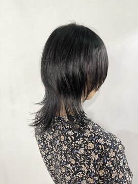 イロハ(IROHA) マッシュミディアムウルフ